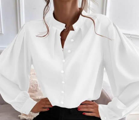 What's a bishop sleeve blouse?