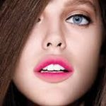 What is the blurred lip makeup trend?