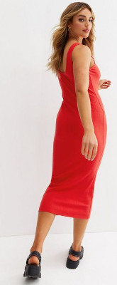 What style of shoes can I wear with a red bodycon dress?