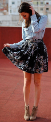 Can you wear a denim shirt with a floral skirt?