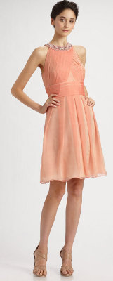 I wear with a peach color dress 