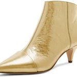 What shoes can I wear with a fitted gold shimmery dress for NYE?