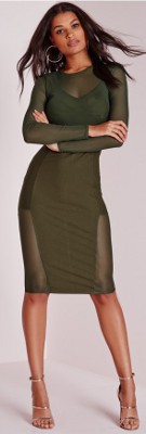 What color accessories can I wear with a khaki color dress?