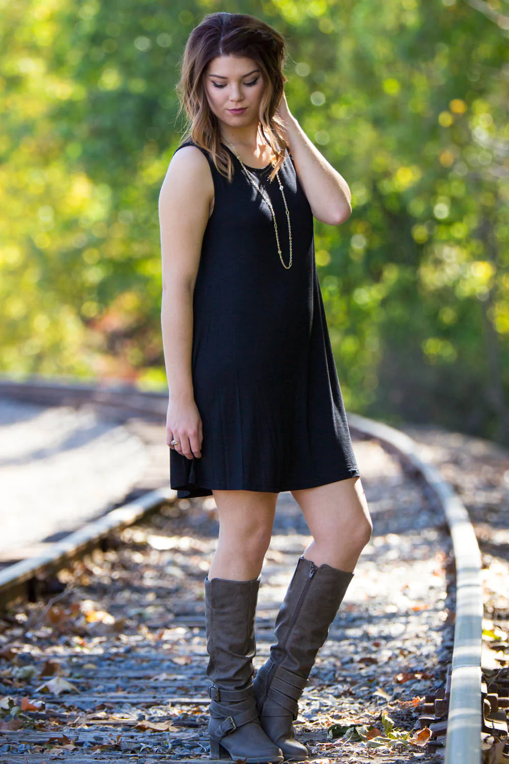 Can you wear knee high & over the knee boots with sleeveless dresses?