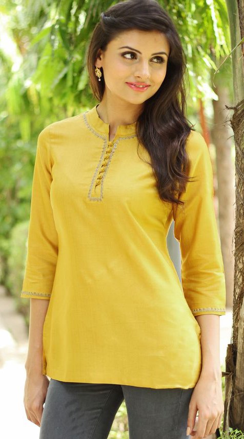 What color kurta top & loafers will work with gray jeans? 4FashionAdvice
