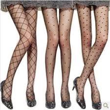 What color & style of shoes & hosiery can I wear with a black knit dress?