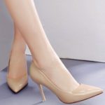 Can I wear nude slingback shoes with nude color stockings?