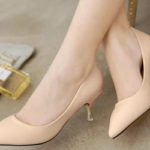 Can I wear nude slingback shoes with nude color stockings?