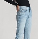 What type of women's dress pants & jeans are in style?