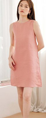 Can I wear a pink / rose color dress for an evening dinner?