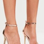 Can I wear gold high heel sandals with a pastel lemon color dress?