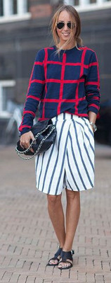 Can you wear checks & stripes together?